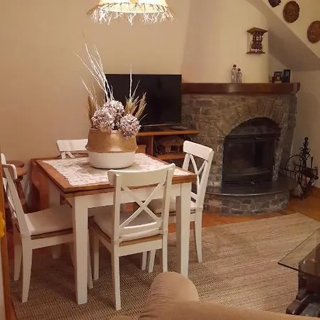 Apartmán Duplex Acogedor Con Piscina En Rialp