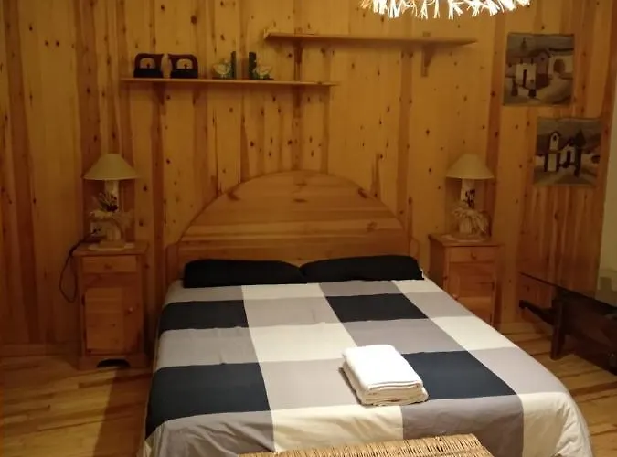 Apartamento Acogedor Con Piscina En Rialp